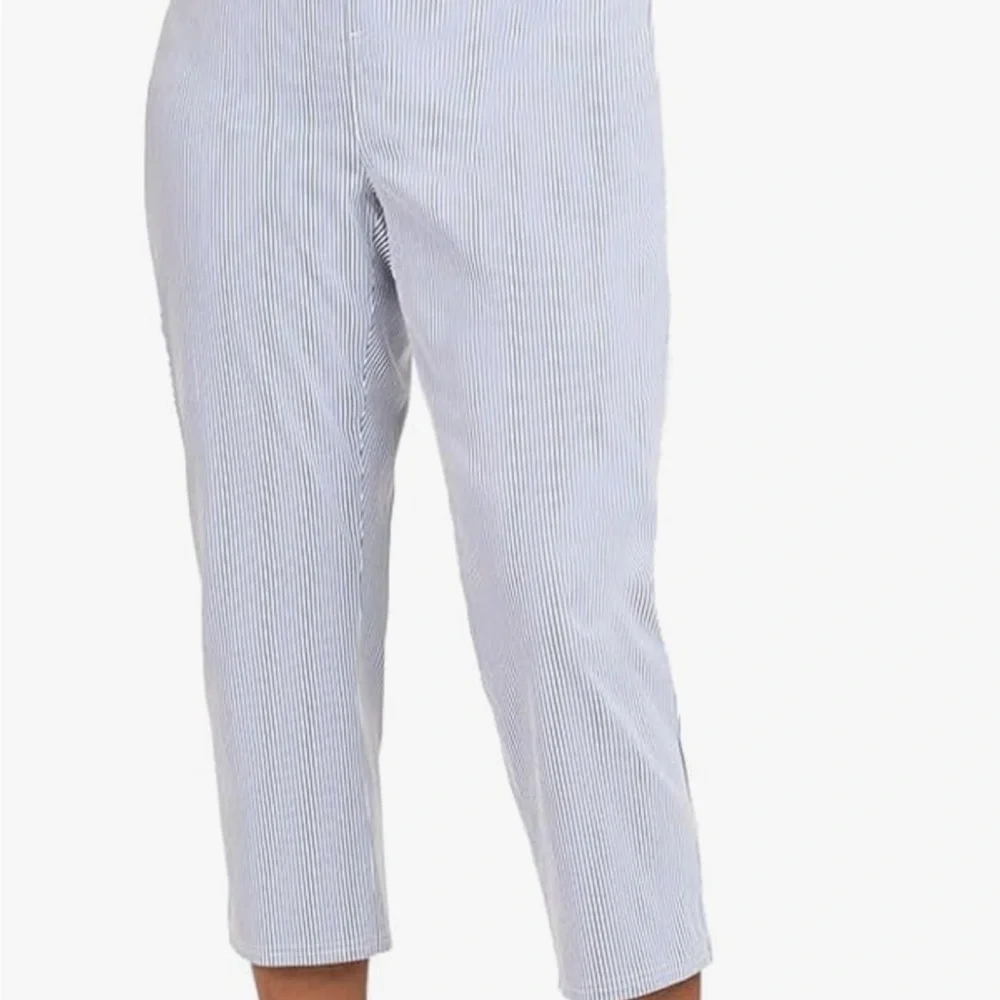 Mario Serrani Women's Tummy Control Comfort Stretch Capri Pants Size SMALL